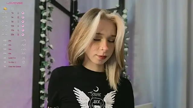 MiSeki online show from October 24, 2025, 7:46 pm