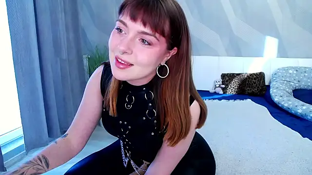 real bdsm couple online show from April 28, 2026, 3:49 pm