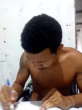 moreno25centimetro online show from April 22, 2026, 12:12 pm