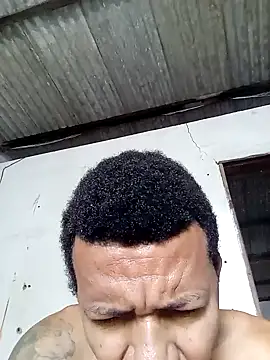 moreno25centimetro online show from April 21, 2026, 11:17 am