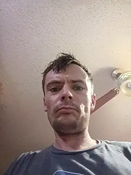 RichardW online show from November 17, 2025, 8:07 am