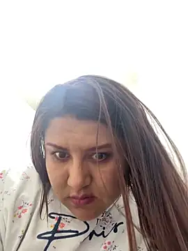 naomy26 online show from October 16, 2025, 8:39 pm