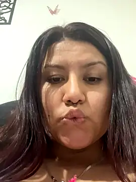 naomy26 online show from November 10, 2025, 5:01 am