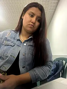 naomy26 online show from November 15, 2025, 8:24 pm