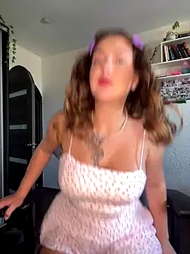 MikssMolly online show from October 14, 2025, 6:47 am