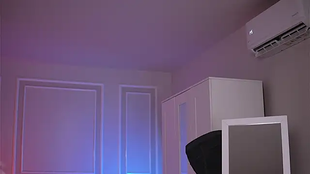 KyssaraPlay online show from March 21, 2026, 7:07 pm