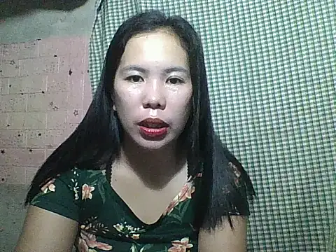 Snapshot of pinaysinglemommm chatting on November 18, 2025, 8:34 pm pinaysinglemommm online show from November 18, 2025, 8:34 pm