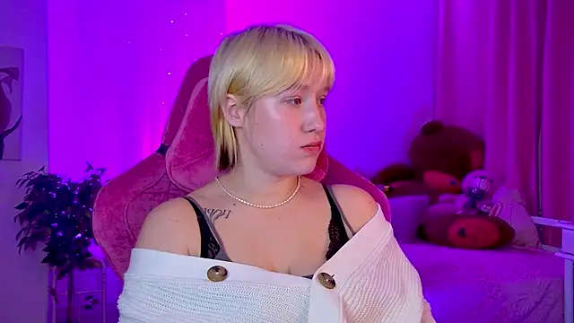 CinBellamy online show from September 29, 2025, 3:02 am