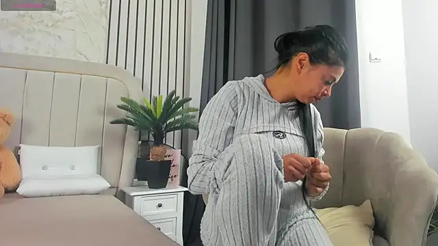 Snapshot of DaryaReed chatting on September 26, 2025, 4:08 am DaryaReed online show from September 26, 2025, 4:08 am