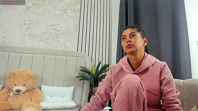 Snapshot of DaryaReed chatting on September 18, 2025, 3:20 am DaryaReed online show from September 18, 2025, 3:20 am