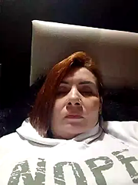 antonela-tompson online show from March 8, 2026, 6:28 am