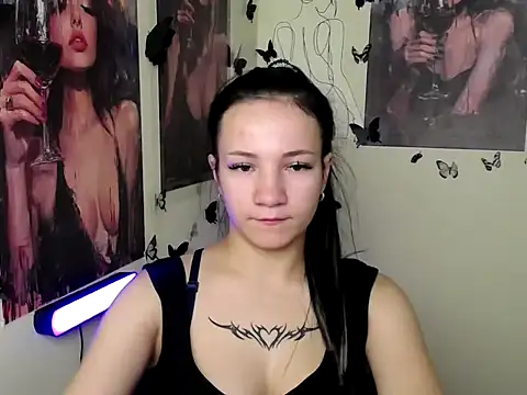 Em7MaA online show from October 19, 2025, 12:30 pm