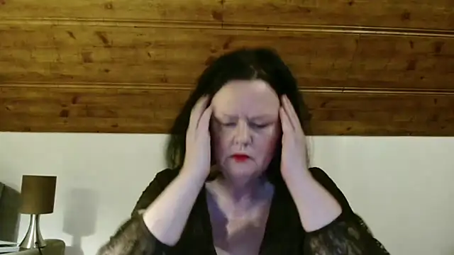 Snapshot of TiffanyMature chatting on December 15, 2025, 9:09 pm TiffanyMature online show from December 15, 2025, 9:09 pm