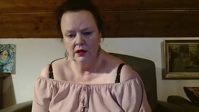 Snapshot of TiffanyMature chatting on January 8, 2026, 3:29 pm TiffanyMature online show from January 8, 2026, 3:29 pm