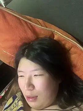 Snapshot of SSlady521 chatting on October 7, 2025, 7:04 pm SSlady521 online show from October 7, 2025, 7:04 pm