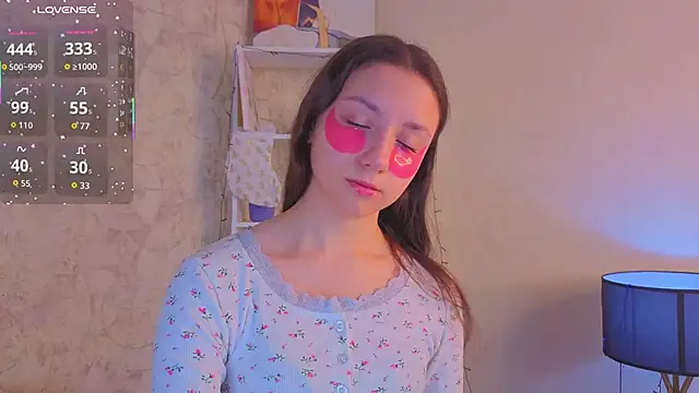 GiseleLamos online show from December 22, 2025, 3:17 am