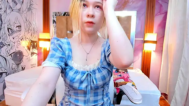 Melody Lolii online show from September 17, 2025, 5:59 pm