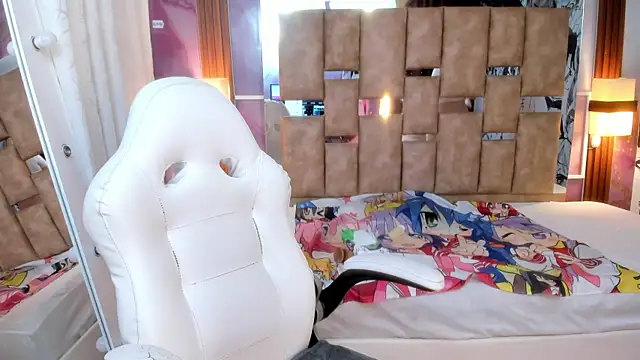 Melody Lolii online show from January 5, 2026, 6:11 pm