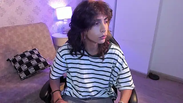 Dereck Manson online show from October 2, 2025, 11:46 am