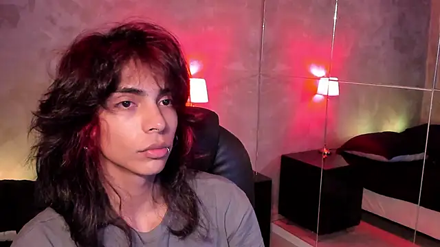 Dereck Manson online show from December 2, 2025, 11:34 am