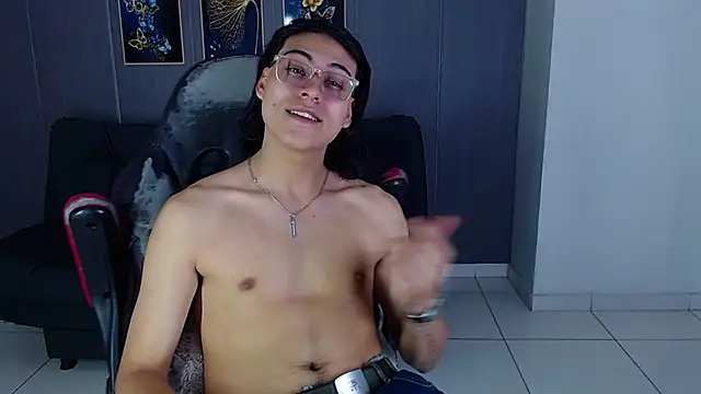 Snapshot of dirty_model chatting on February 23, 2026, 9:48 pm dirty model online show from February 23, 2026, 9:48 pm