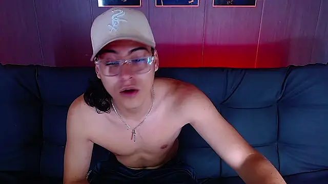 Snapshot of dirty_model chatting on February 17, 2026, 11:13 pm dirty model online show from February 17, 2026, 11:13 pm