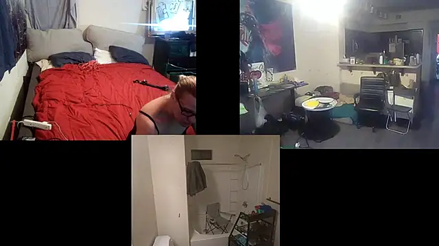 PremiumKitty online show from April 4, 2026, 6:09 am