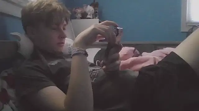 Liam axel35 online show from October 16, 2025, 5:54 pm