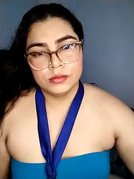 Snapshot of Diamily chatting on February 27, 2026, 6:19 pm Diamily online show from February 27, 2026, 6:19 pm