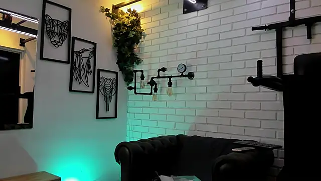 ItaloMoore online show from January 7, 2026, 7:30 pm