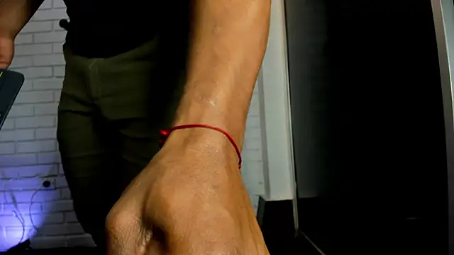 Snapshot of ItaloMoore chatting on February 16, 2026, 11:53 am ItaloMoore online show from February 16, 2026, 11:53 am