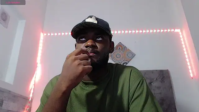 Snapshot of eebony_stallion chatting on July 6, 2026, 3:02 am eebony stallion online show from July 6, 2026, 3:02 am
