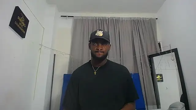 Snapshot of eebony_stallion chatting on May 8, 2026, 11:36 am eebony stallion online show from May 8, 2026, 11:36 am
