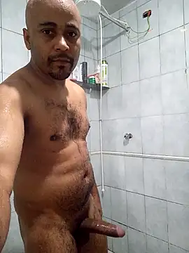 reisloko online show from November 11, 2025, 9:31 pm