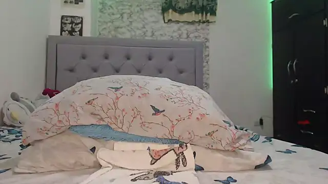 Snapshot of nahomibeckers chatting on October 22, 2025, 3:00 pm nahomibeckers online show from October 22, 2025, 3:00 pm