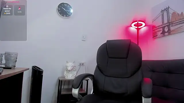 Dash Bukoski online show from October 10, 2025, 11:44 am