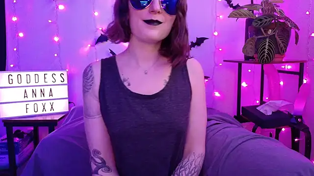 mistressannafoxx online show from February 23, 2026, 10:21 pm