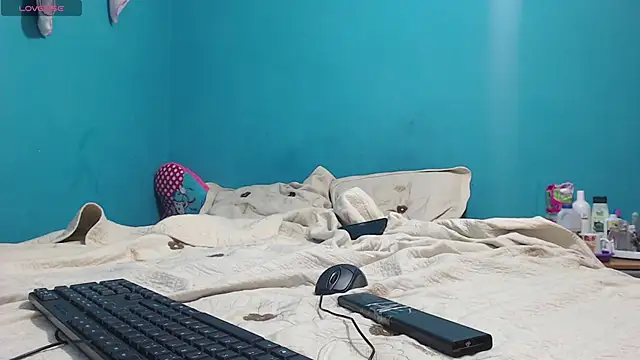 toxic sweet  online show from September 11, 2025, 5:51 am