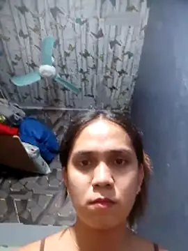 lexyyr17 online show from April 11, 2026, 7:45 am