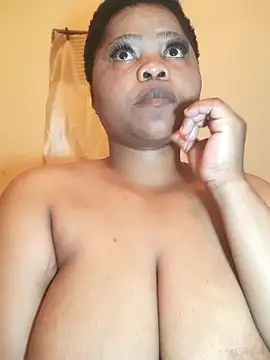 PRINCESSEMELXX93 online show from October 4, 2025, 3:19 am