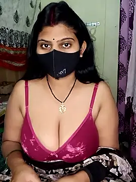 reena502 online show from March 4, 2026, 11:56 pm