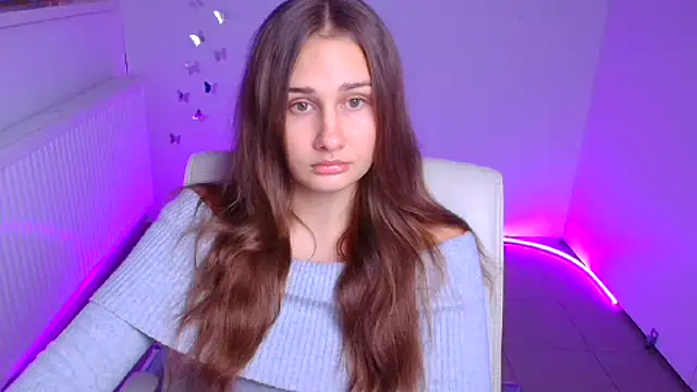 Stefanie Sweet online show from October 6, 2025, 5:41 am