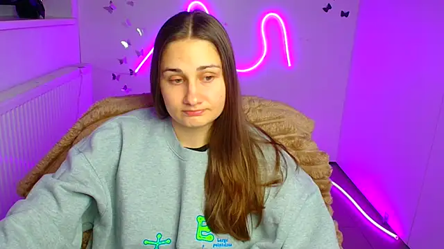 Stefanie Sweet online show from April 2, 2026, 5:25 am