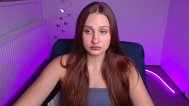 Stefanie Sweet online show from September 10, 2025, 5:45 pm