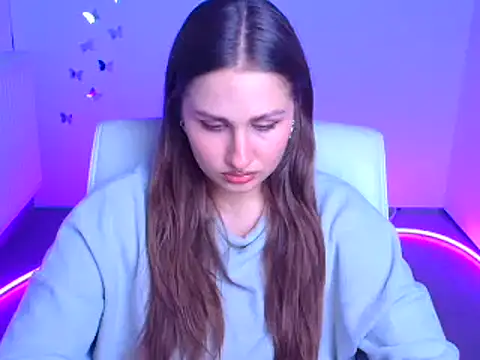 Stefanie Sweet online show from September 26, 2025, 4:47 pm