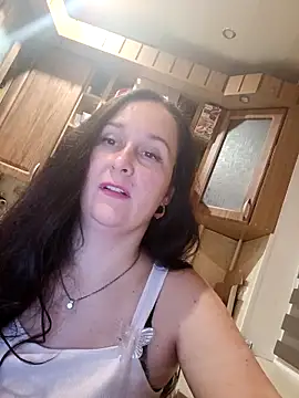 Amandda  online show from October 19, 2025, 6:54 pm