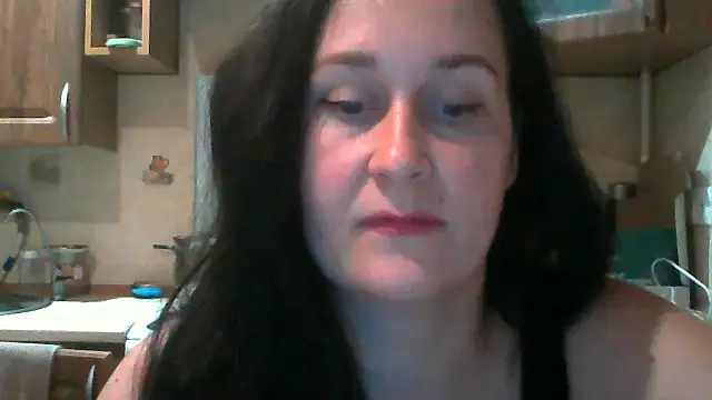 Amandda  online show from September 16, 2025, 6:31 pm