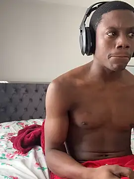 labishyoung25 online show from December 15, 2025, 2:56 pm