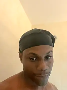 labishyoung25 online show from November 10, 2025, 4:17 am