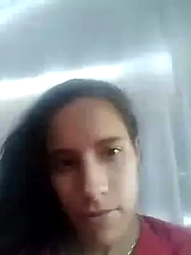 Snapshot of MiaCours chatting on November 2, 2025, 8:47 pm MiaCours online show from November 2, 2025, 8:47 pm